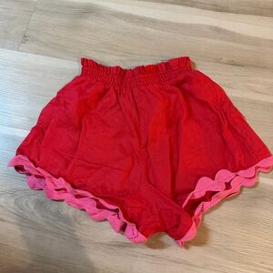 Tuckernuck Red and Pink Scalloped Linen Shorts